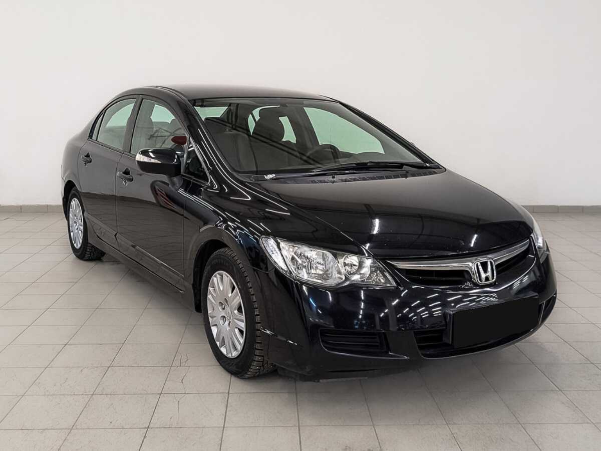 Купить Honda Civic с пробегом. Фото: #2