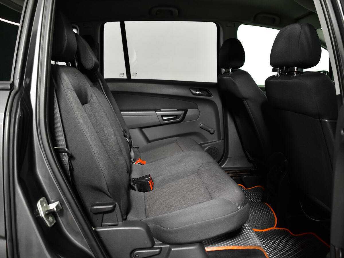 Купить Opel Zafira с пробегом. Фото: #9