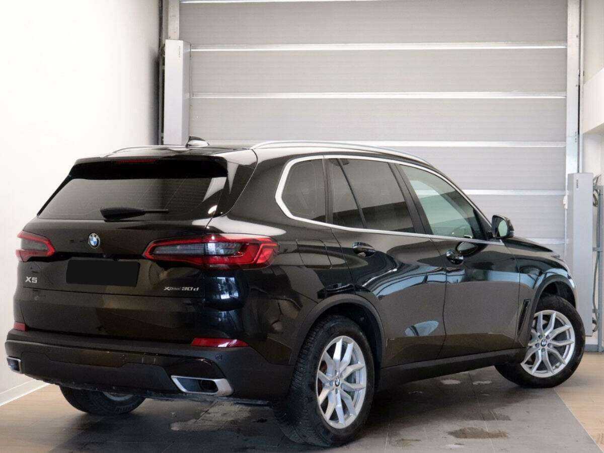 Купить BMW X5 с пробегом. Фото: #2