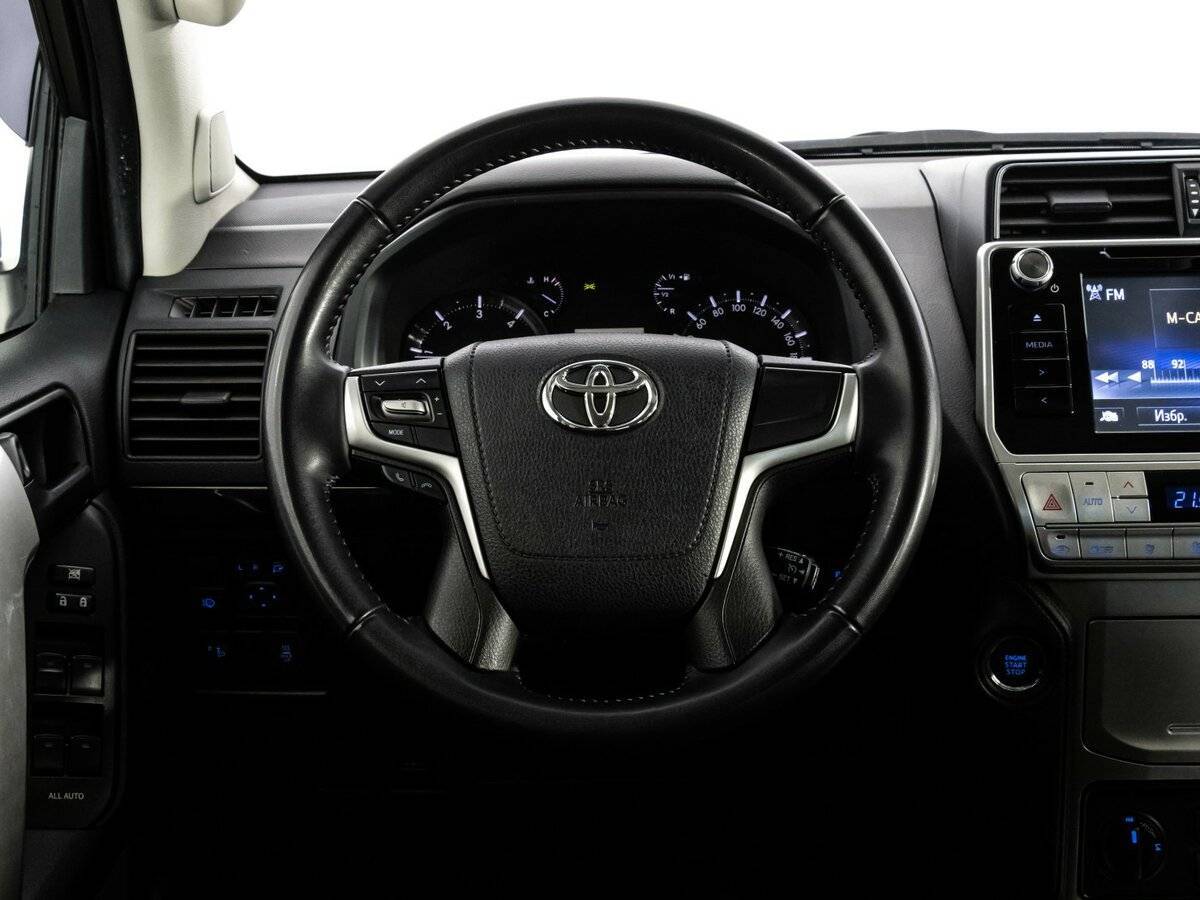 Купить Toyota Land Cruiser Prado с пробегом. Фото: #9