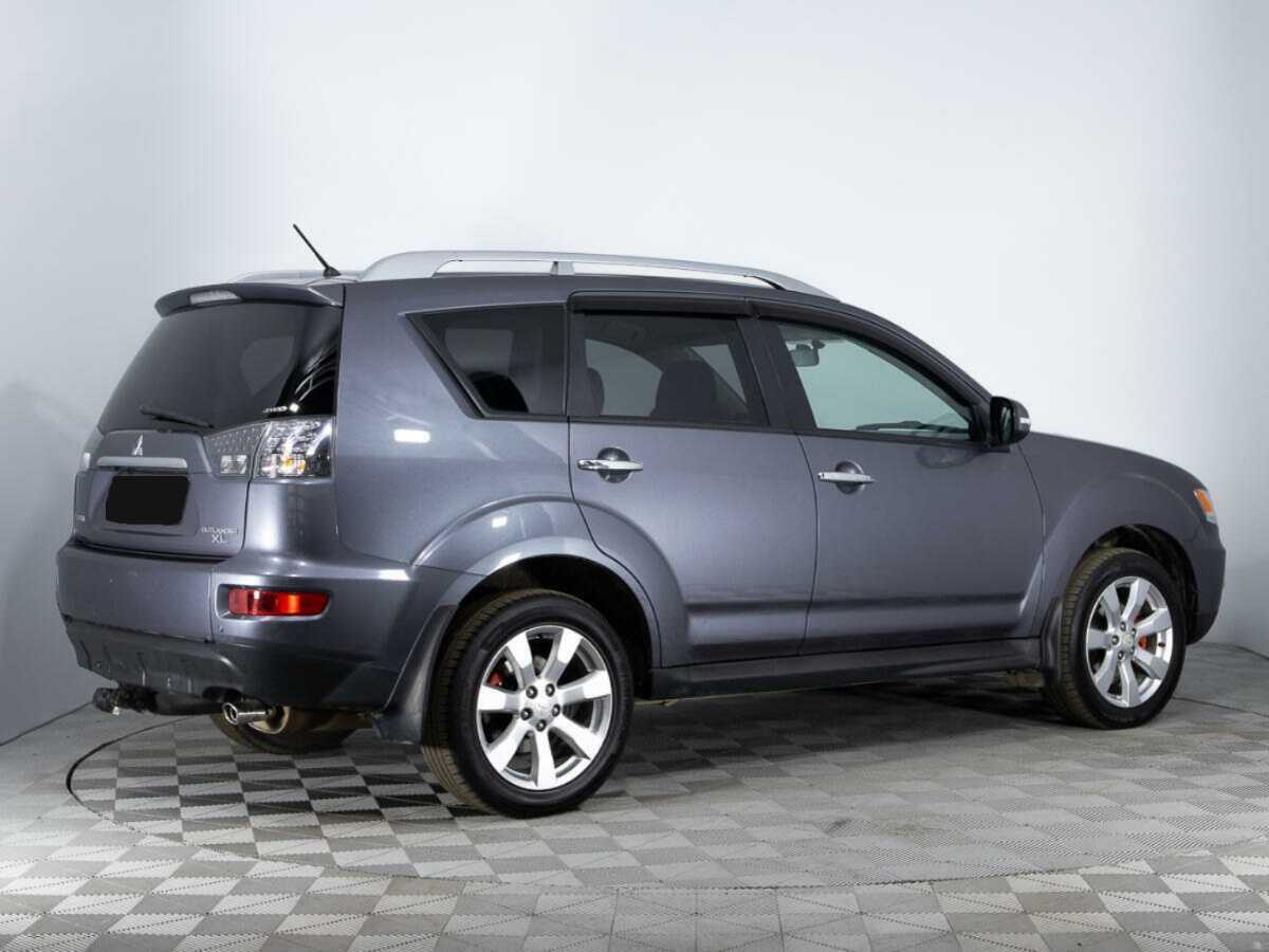 Купить Mitsubishi Outlander с пробегом. Фото: #4