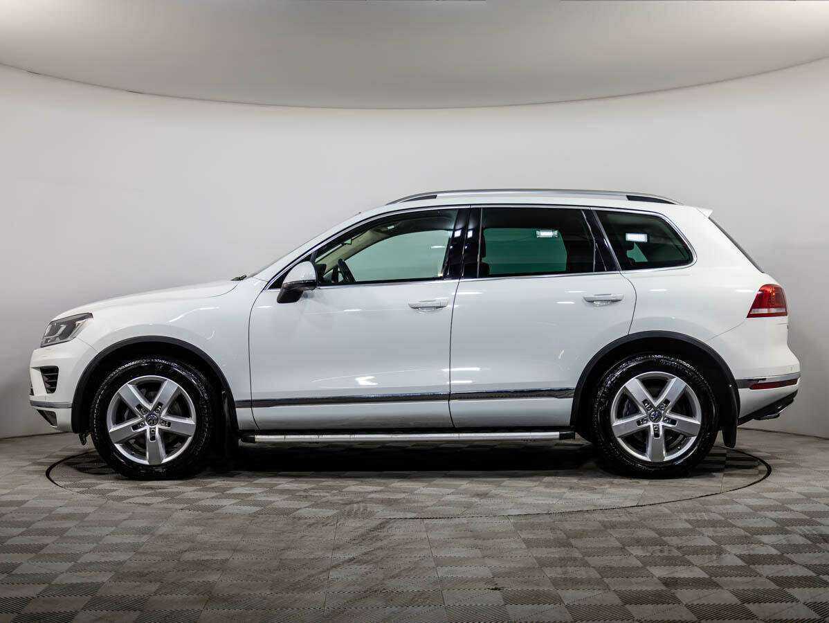 Купить Volkswagen Touareg с пробегом. Фото: #6