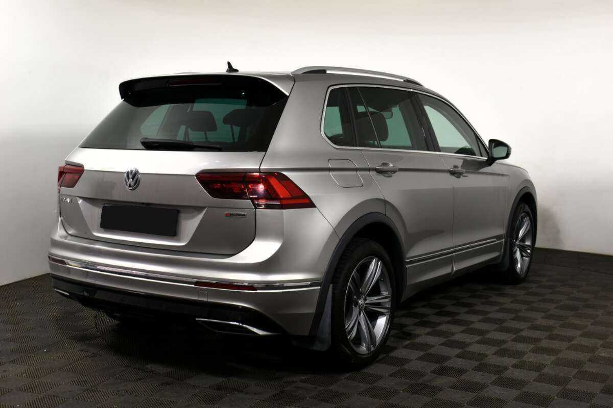 Купить Volkswagen Tiguan с пробегом. Фото: #3