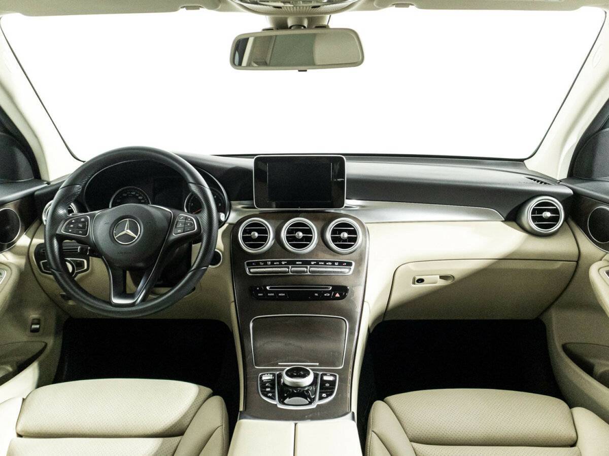 Купить Mercedes-Benz GLC с пробегом. Фото: #12