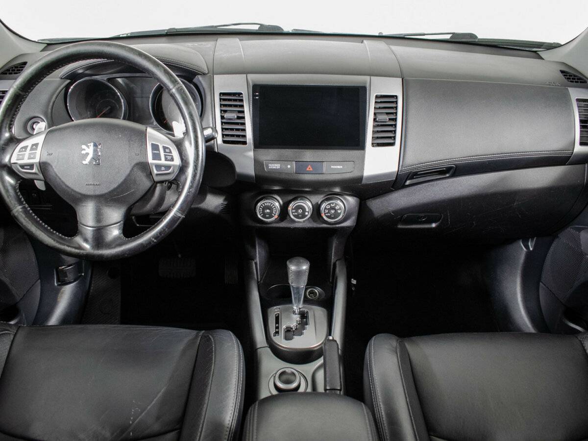 Купить Peugeot 4007 с пробегом. Фото: #10
