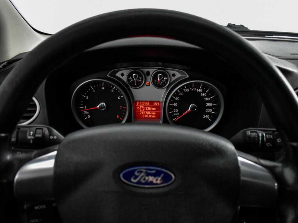 Купить Ford Focus с пробегом. Фото: #16