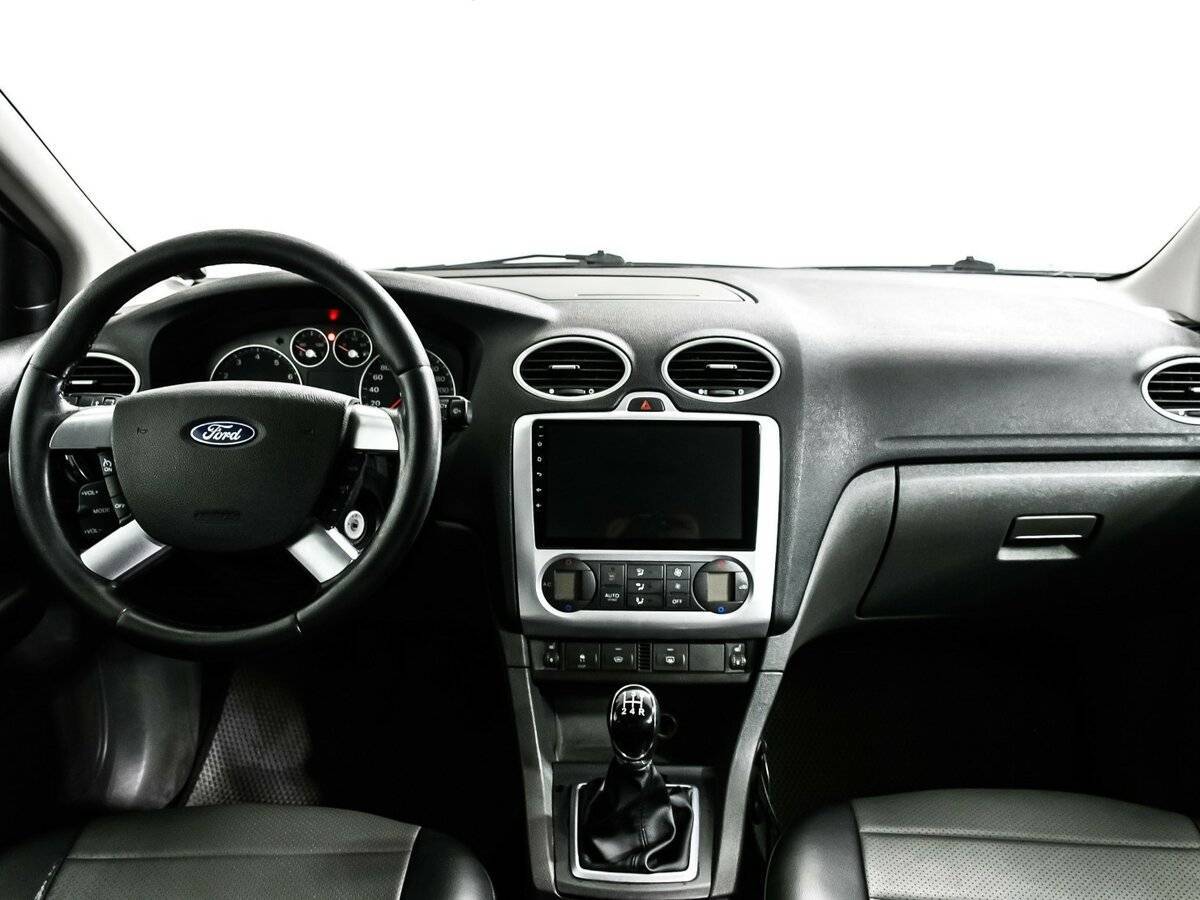 Купить Ford Focus с пробегом. Фото: #10
