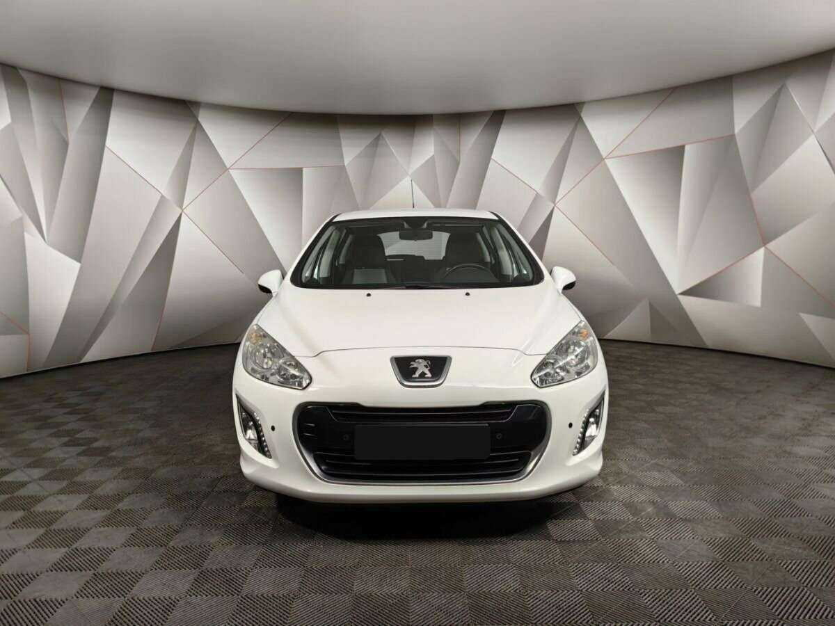 Купить Peugeot 308 с пробегом. Фото: #6