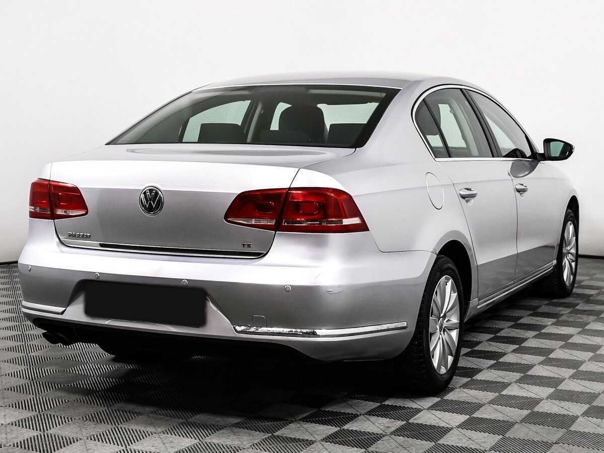 Купить Volkswagen Passat с пробегом. Фото: #4