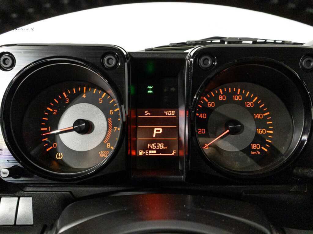 Купить Suzuki Jimny с пробегом. Фото: #11