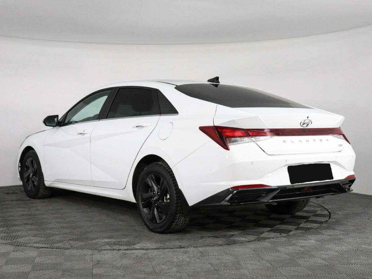 Купить Hyundai Elantra с пробегом. Фото: #6