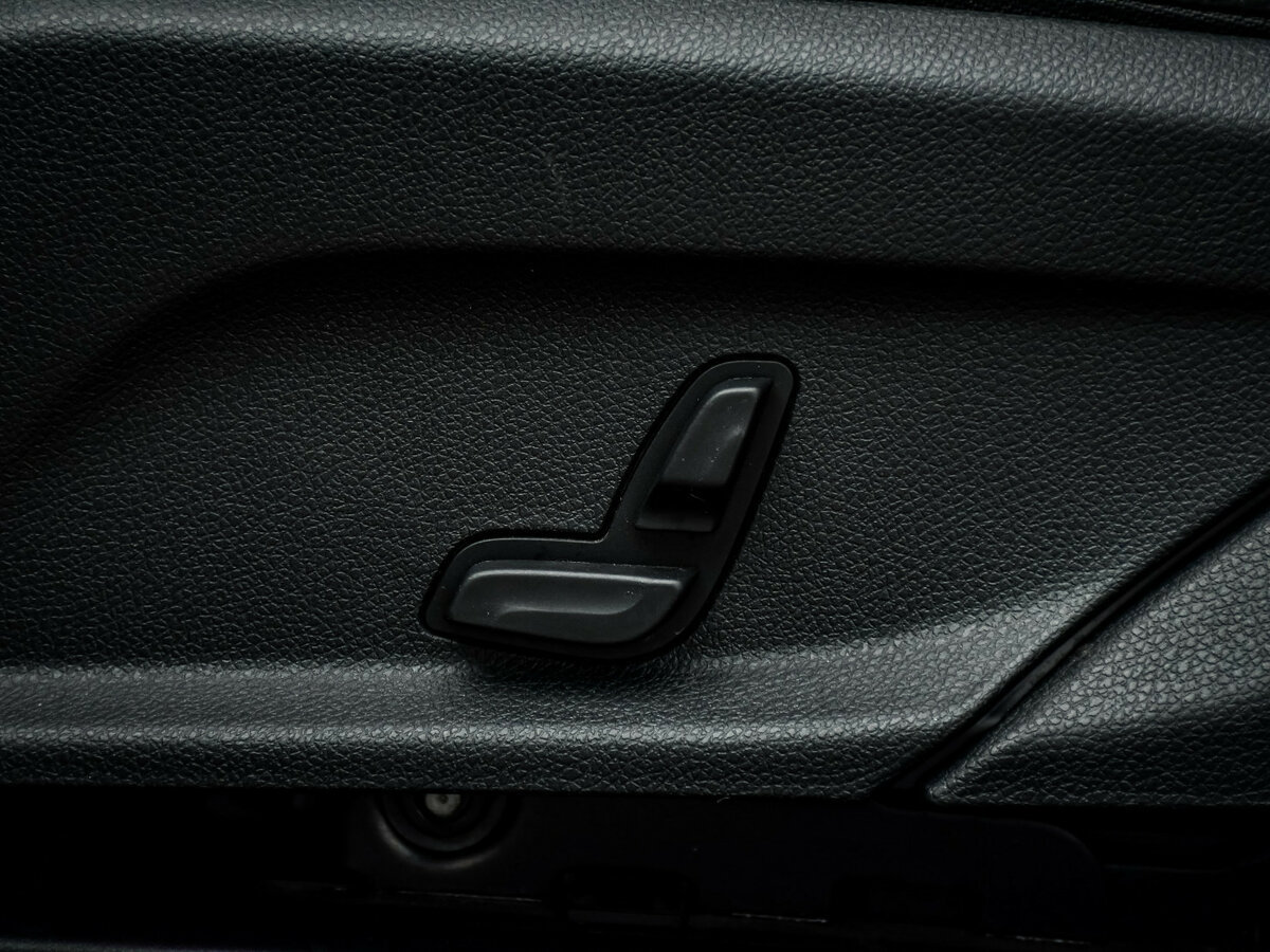Купить Mercedes-Benz GLC с пробегом. Фото: #15