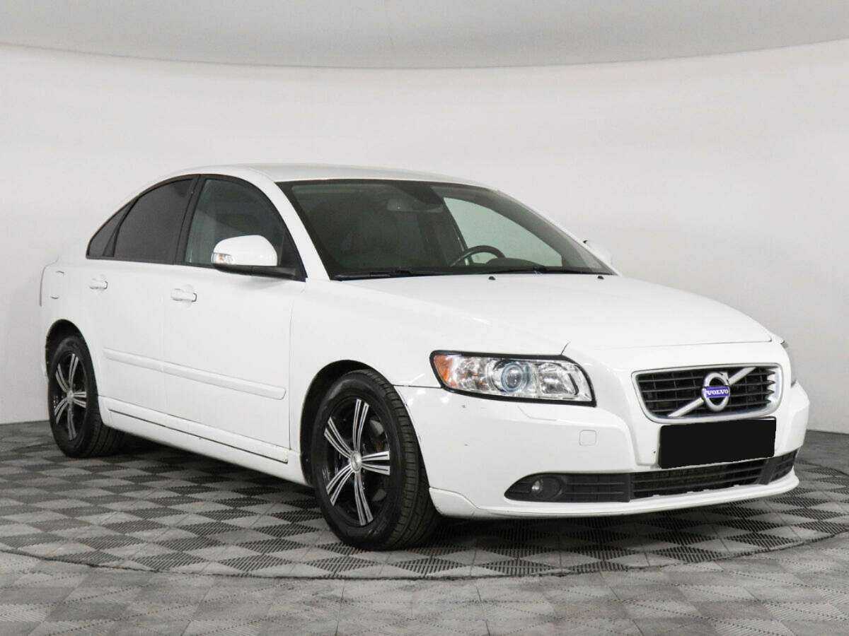 Купить Volvo S40 с пробегом. Фото: #1