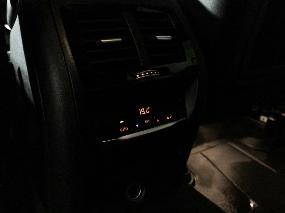 Купить BMW X3 с пробегом. Фото: #27