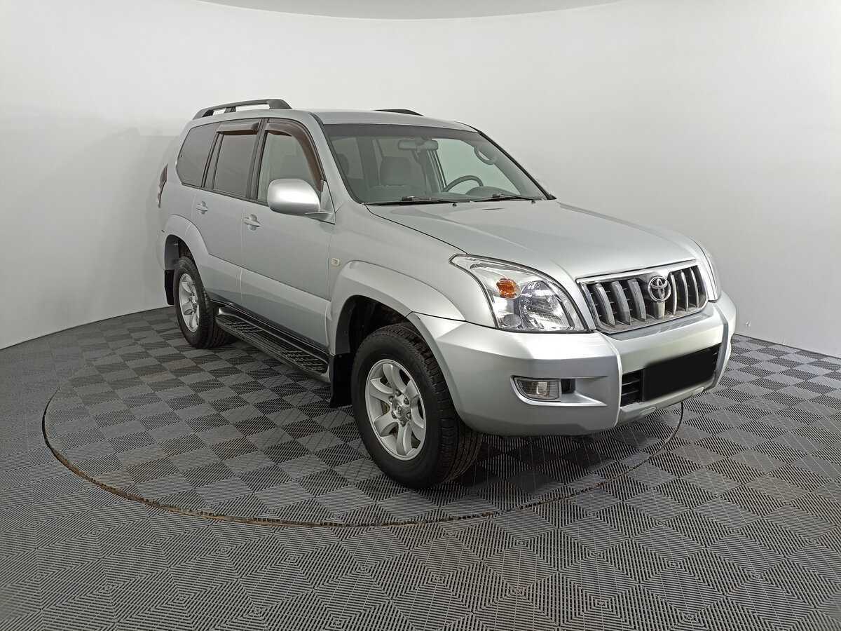 Купить Toyota Land Cruiser Prado с пробегом. Фото: #2