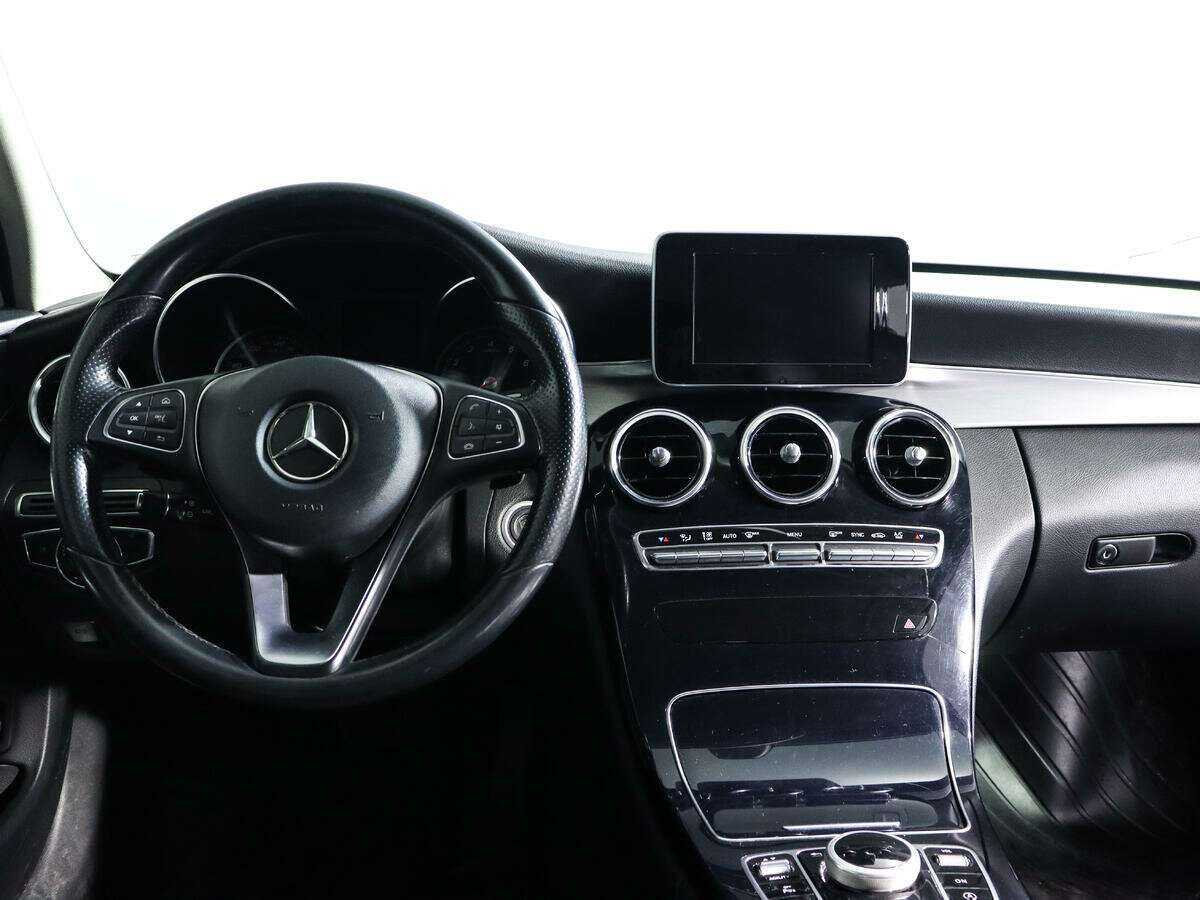 Купить Mercedes-Benz C-Класс с пробегом. Фото: #9