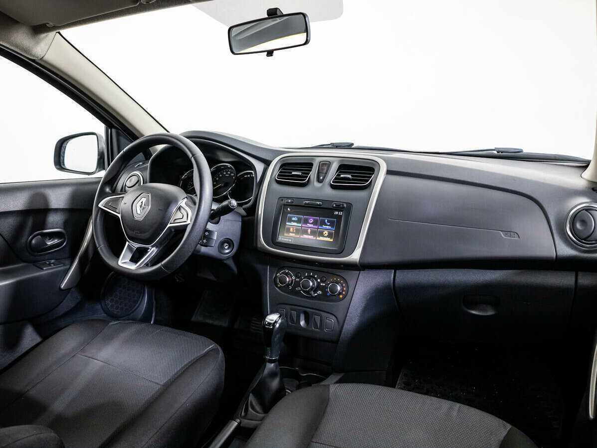 Купить Renault Logan с пробегом. Фото: #8