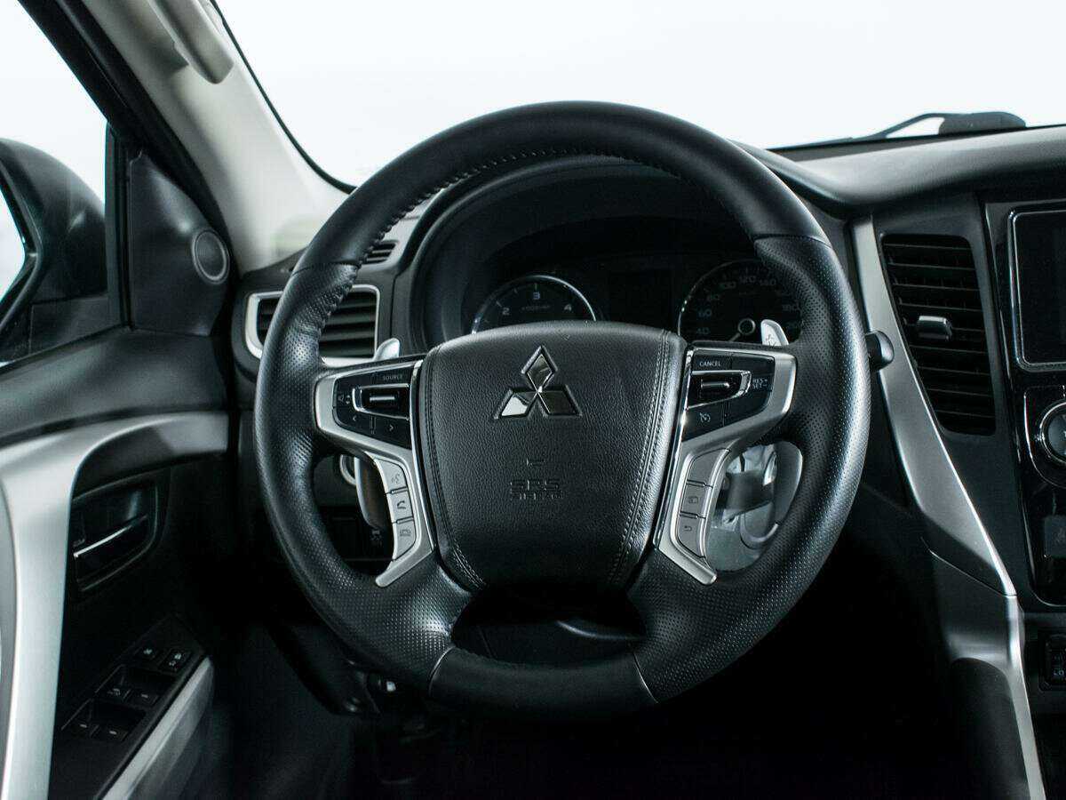 Купить Mitsubishi Pajero Sport с пробегом. Фото: #13