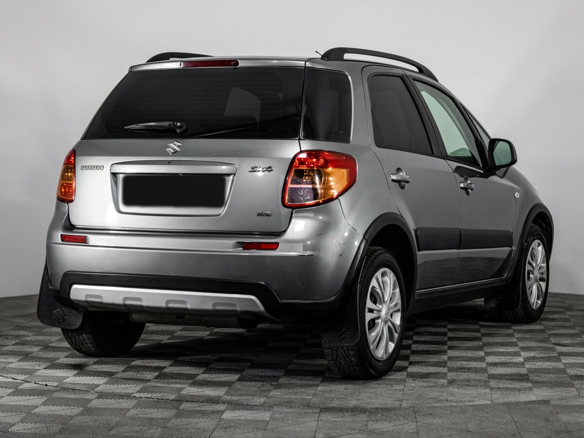 Купить Suzuki SX4 с пробегом. Фото: #4