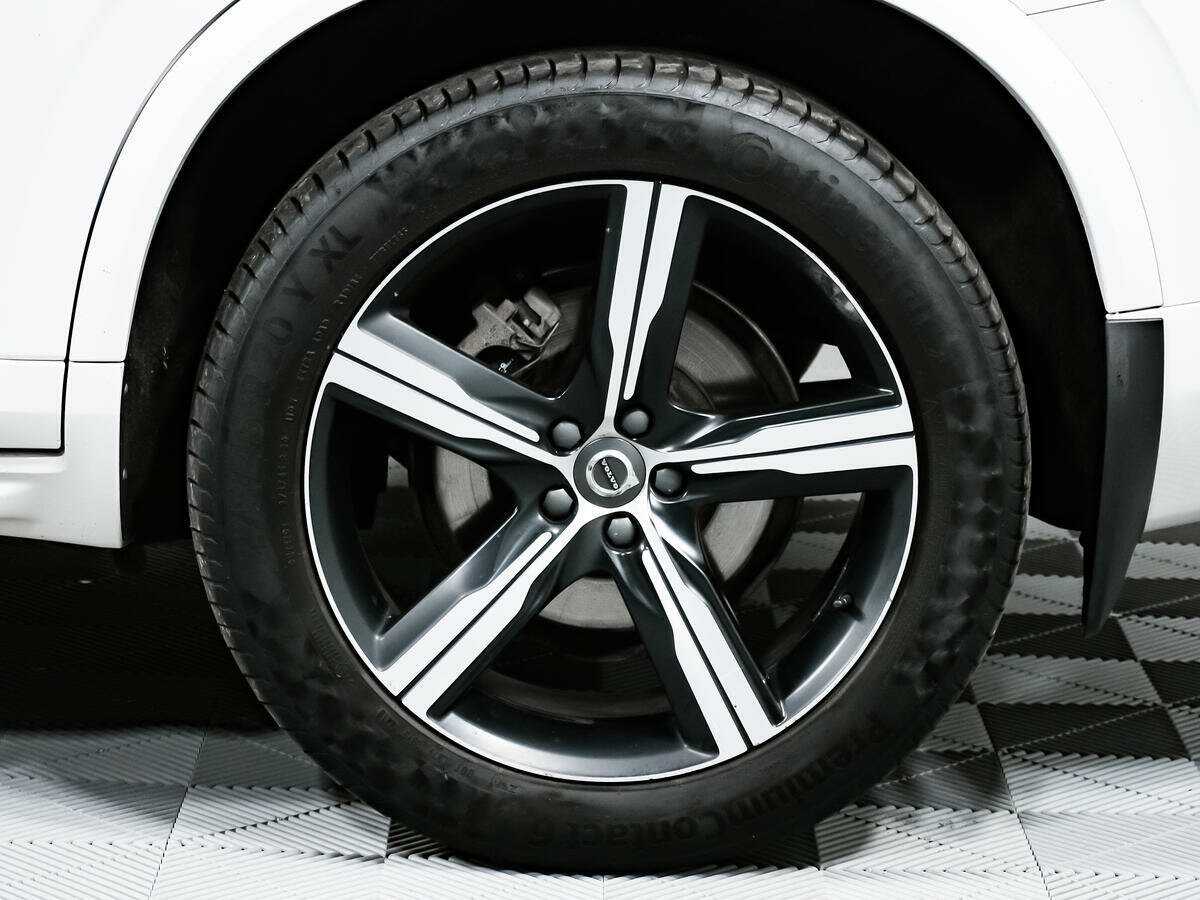 Купить Volvo XC90 с пробегом. Фото: #11