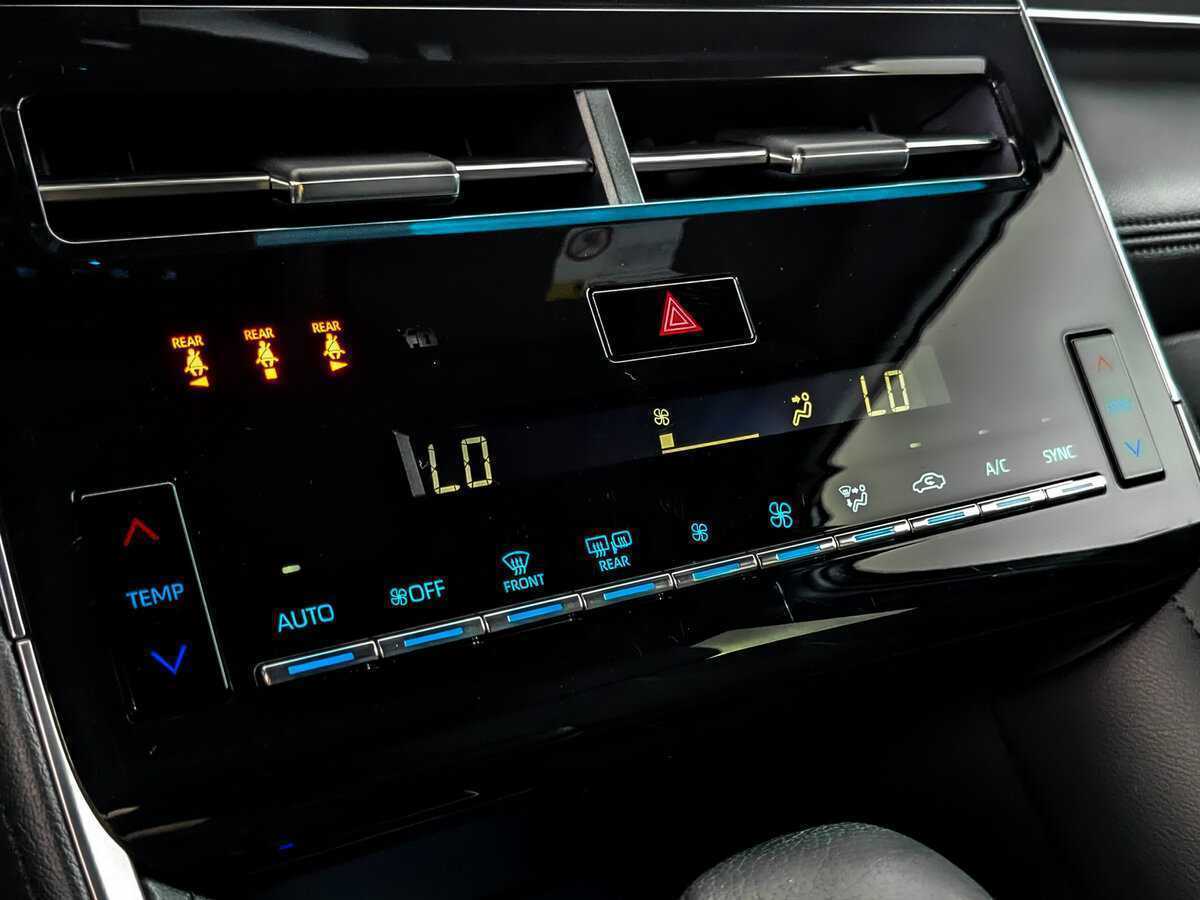 Купить Toyota Avalon с пробегом. Фото: #20