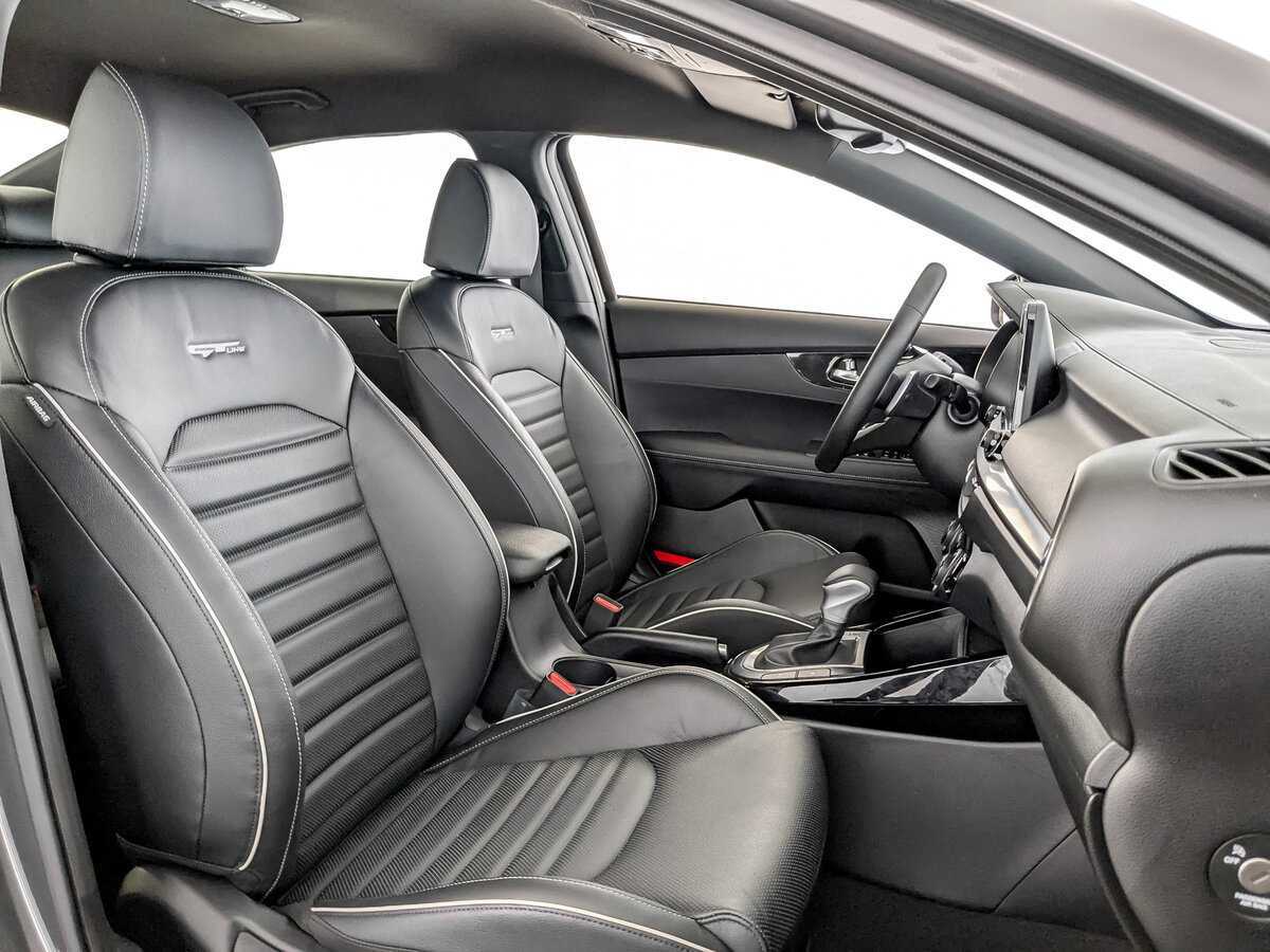 Купить Kia Cerato с пробегом. Фото: #23