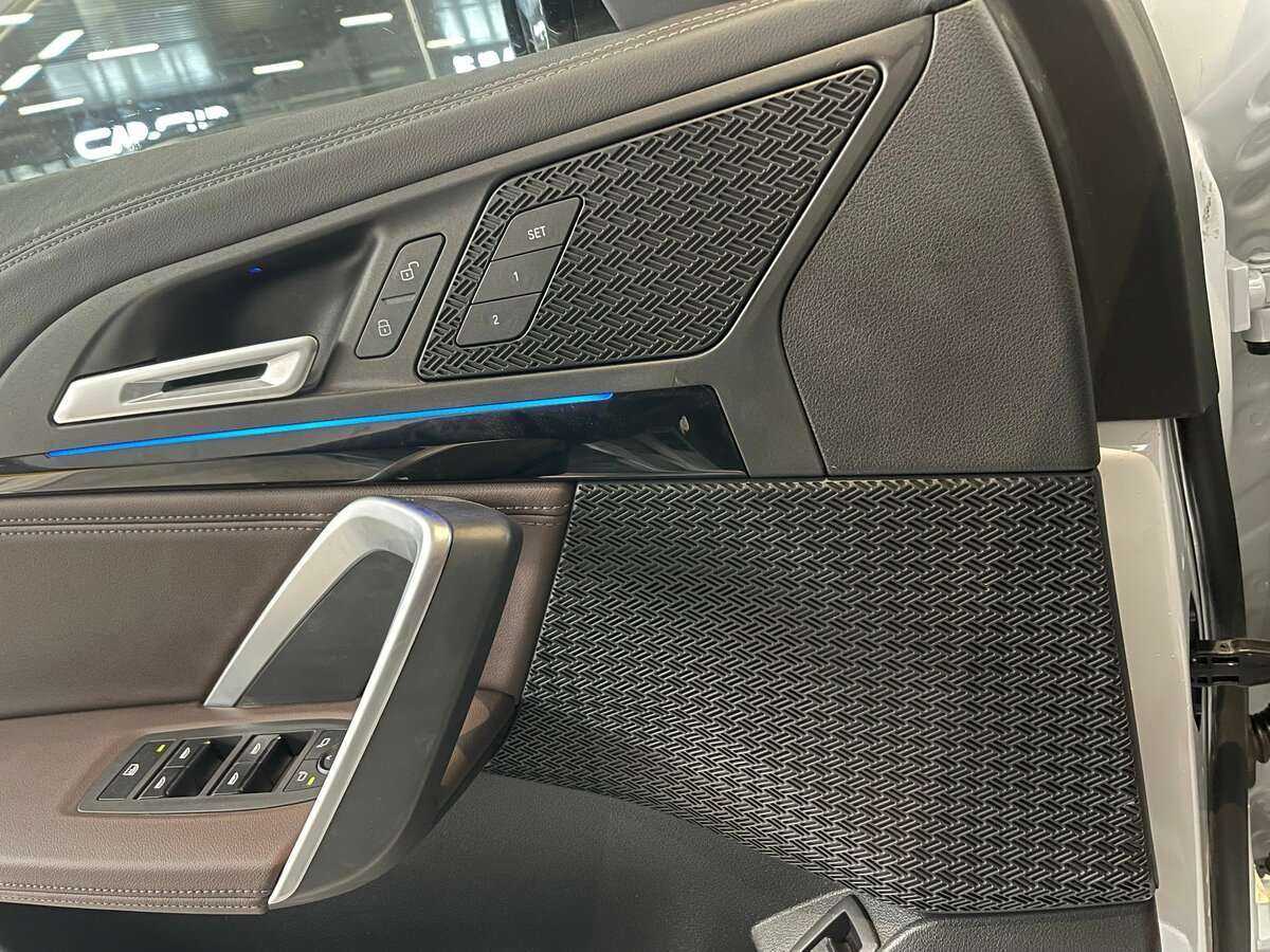 Купить BMW X1 с пробегом. Фото: #13