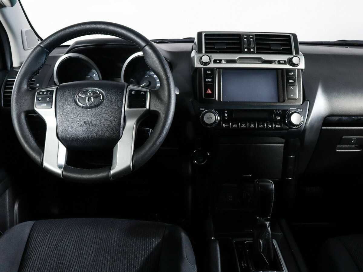 Купить Toyota Land Cruiser Prado с пробегом. Фото: #11