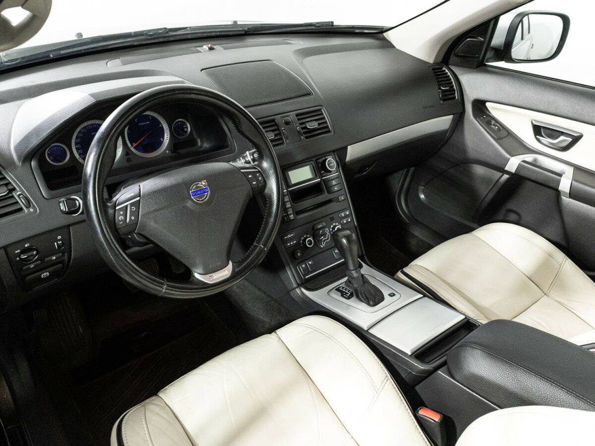 Купить Volvo XC90 с пробегом. Фото: #10