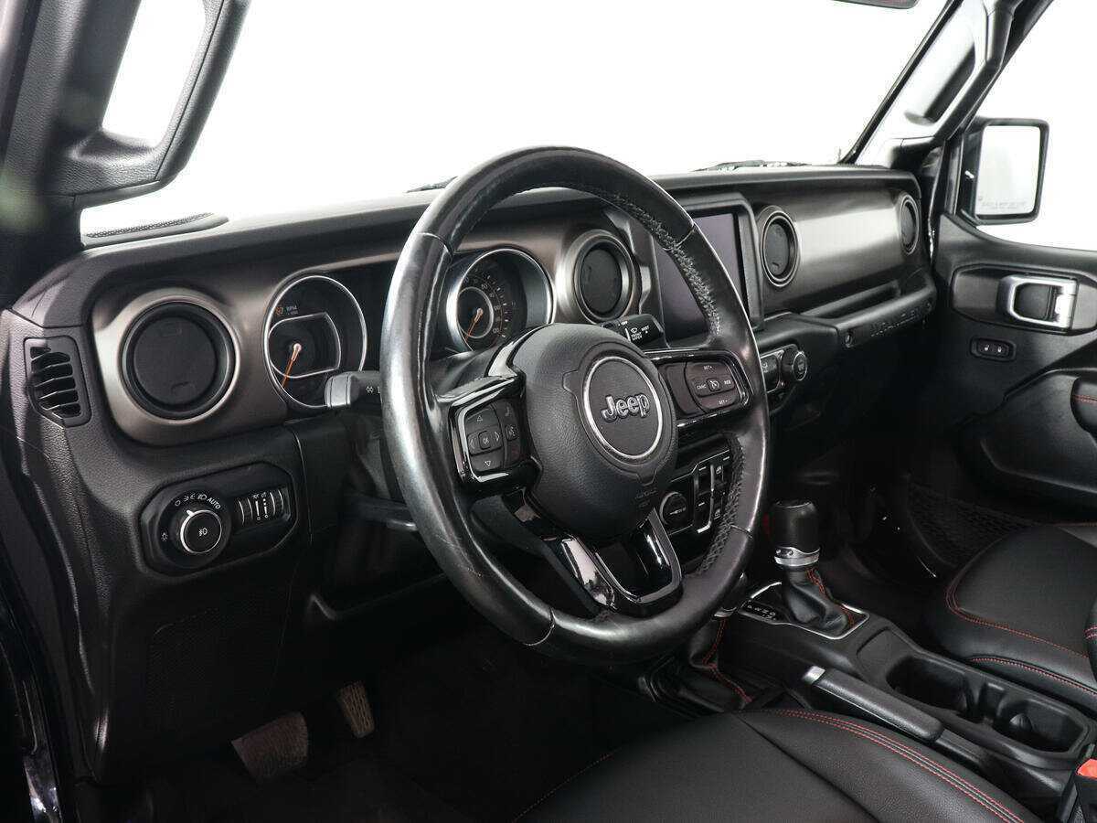 Купить Jeep Wrangler с пробегом. Фото: #8