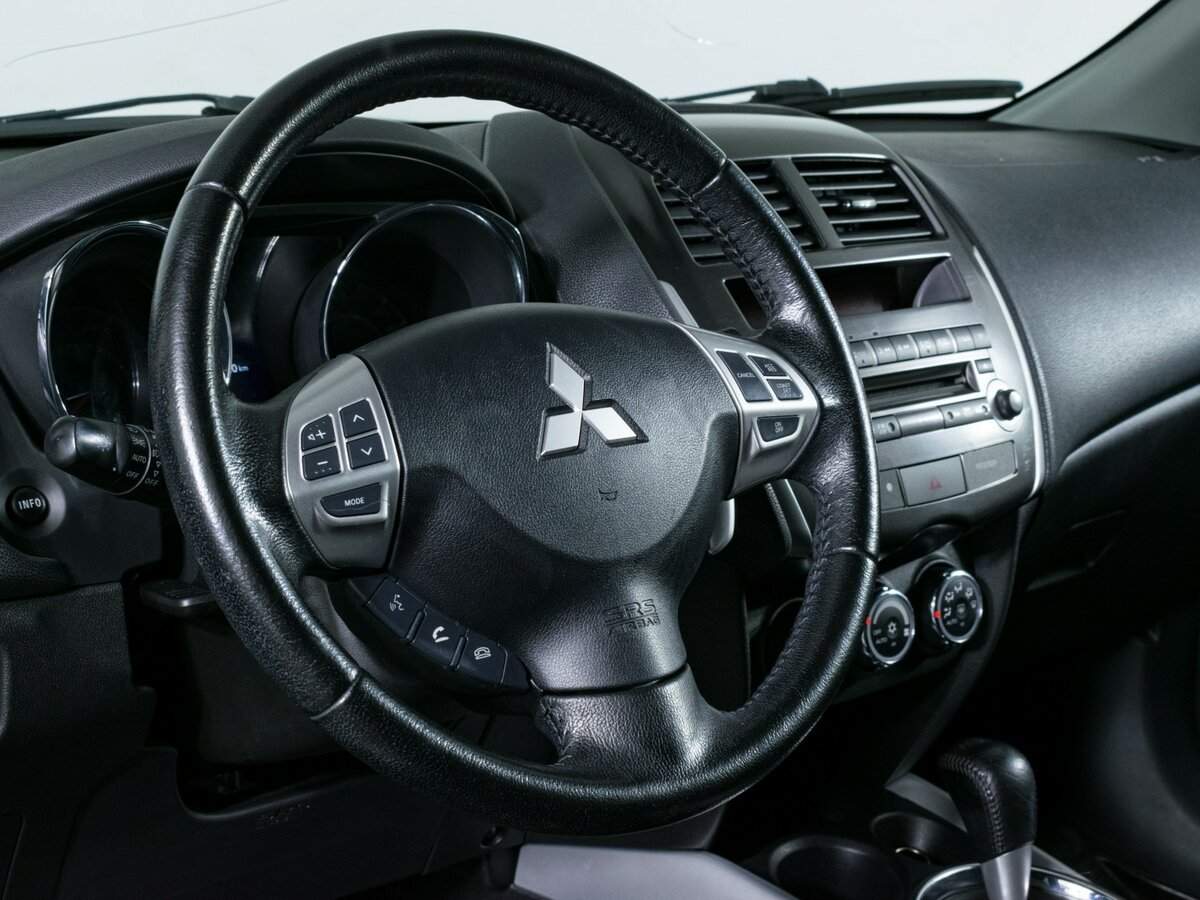 Купить Mitsubishi ASX с пробегом. Фото: #11