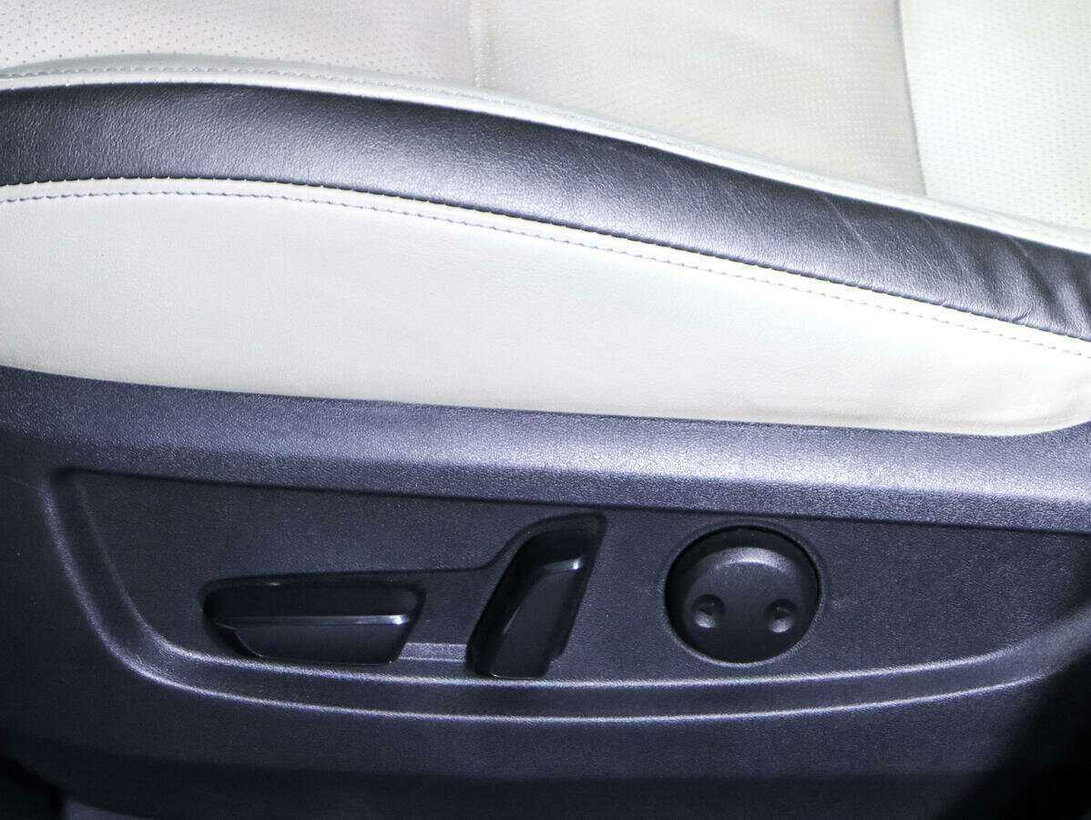 Купить Infiniti QX50 с пробегом. Фото: #23
