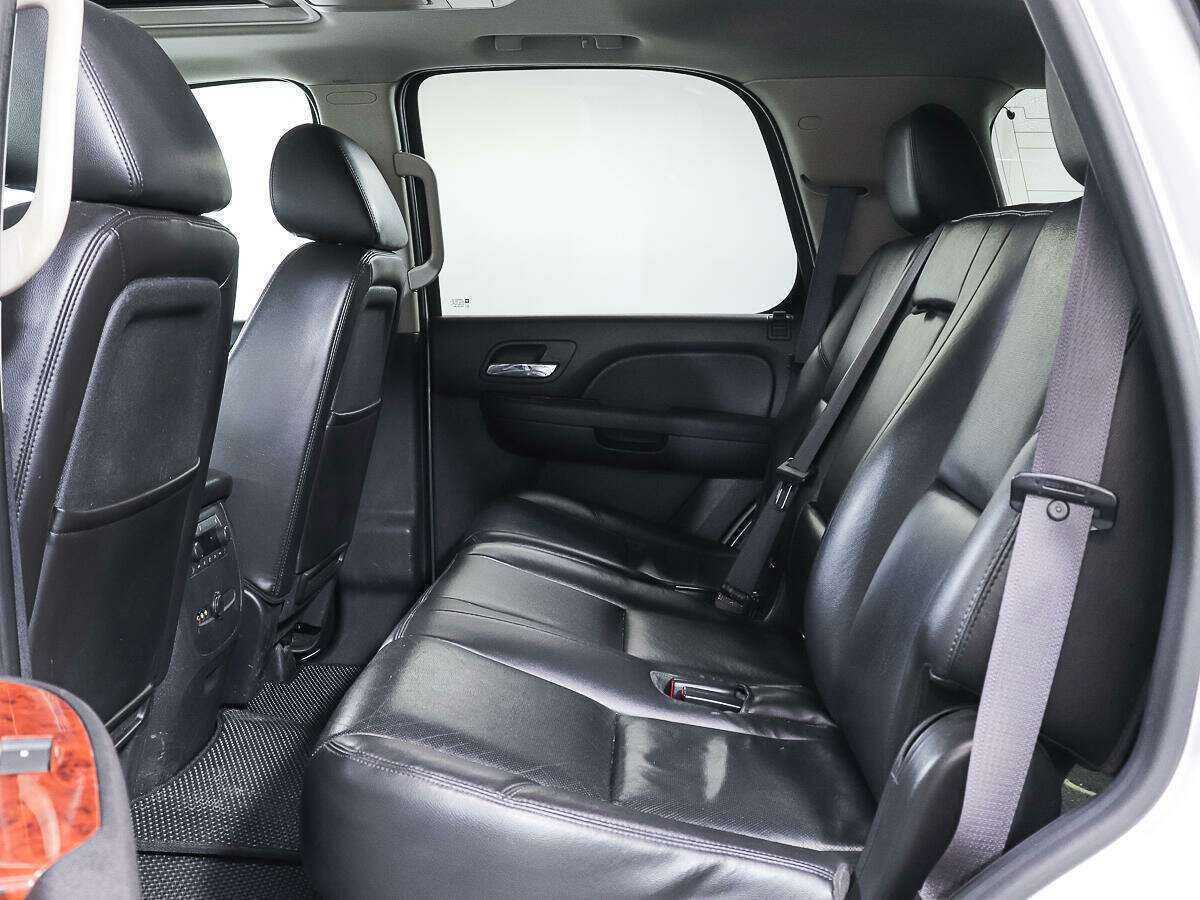 Купить Chevrolet Tahoe с пробегом. Фото: #8