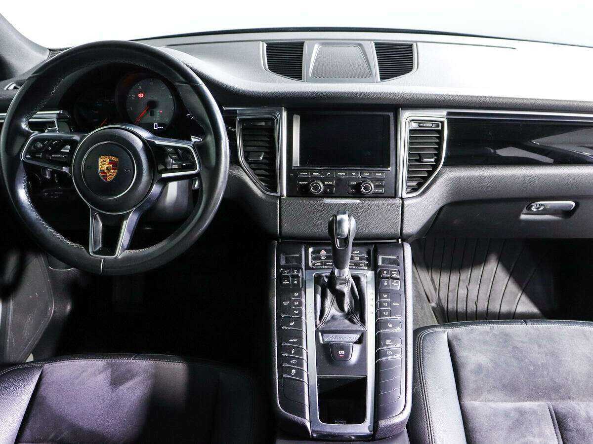 Купить Porsche Macan с пробегом. Фото: #9