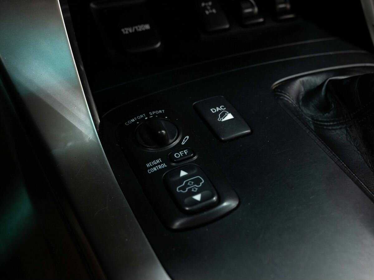 Купить Toyota Land Cruiser Prado с пробегом. Фото: #20