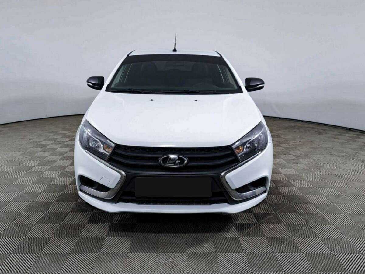 Купить Lada (ВАЗ) Vesta с пробегом. Фото: #1