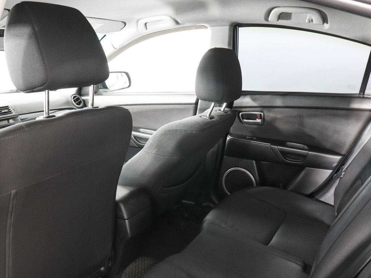 Купить Mazda 3 с пробегом. Фото: #11