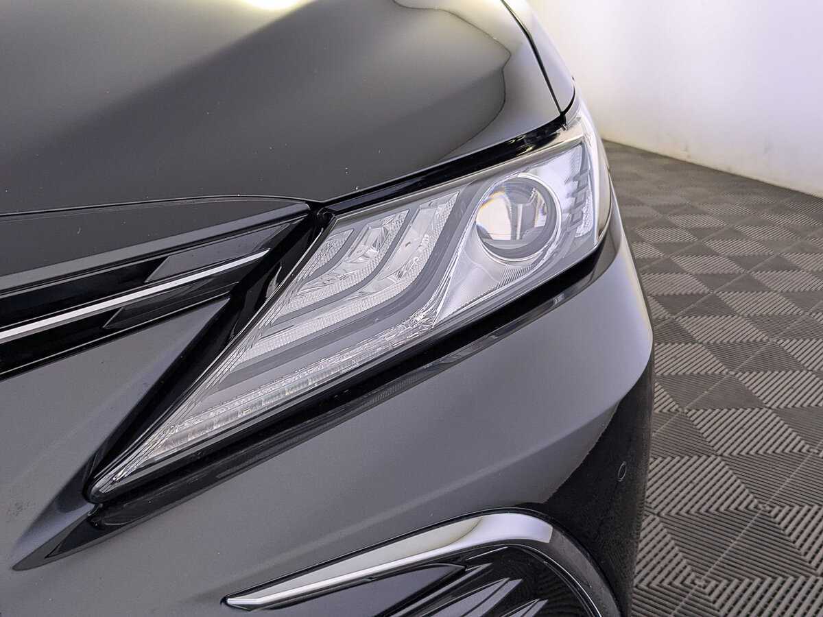Купить Toyota Camry с пробегом. Фото: #10
