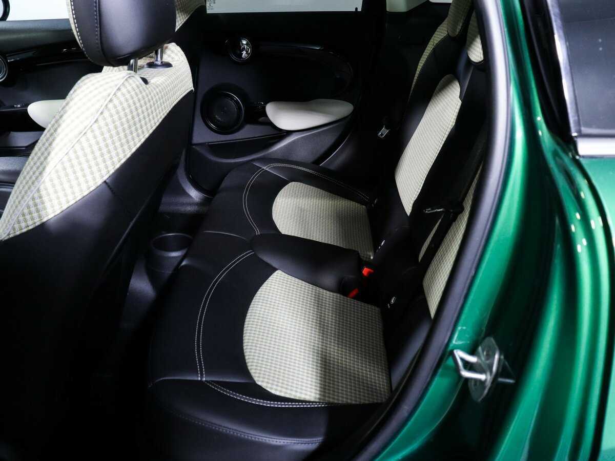 Купить Mini Hatch с пробегом. Фото: #6