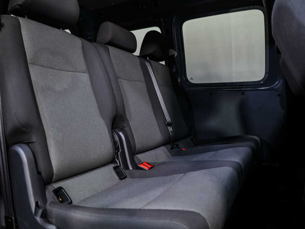 Купить Volkswagen Caddy с пробегом. Фото: #10