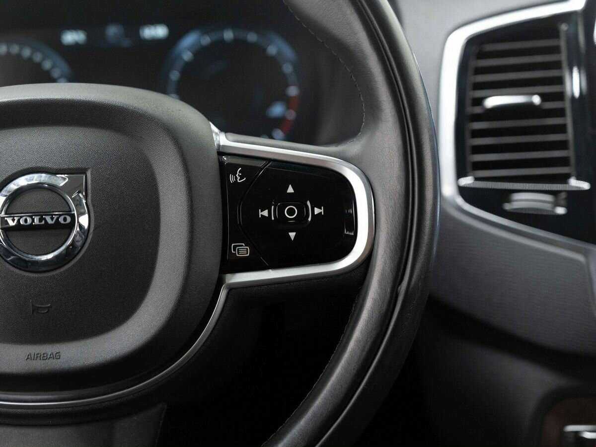 Купить Volvo XC90 с пробегом. Фото: #17