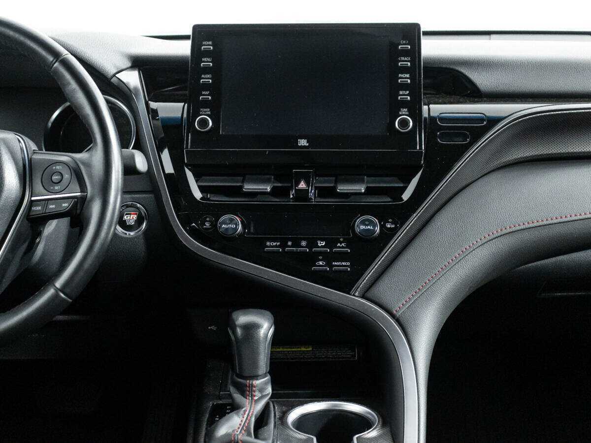 Купить Toyota Camry с пробегом. Фото: #12
