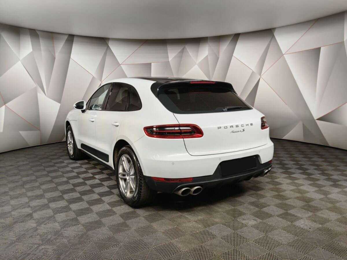 Купить Porsche Macan с пробегом. Фото: #1