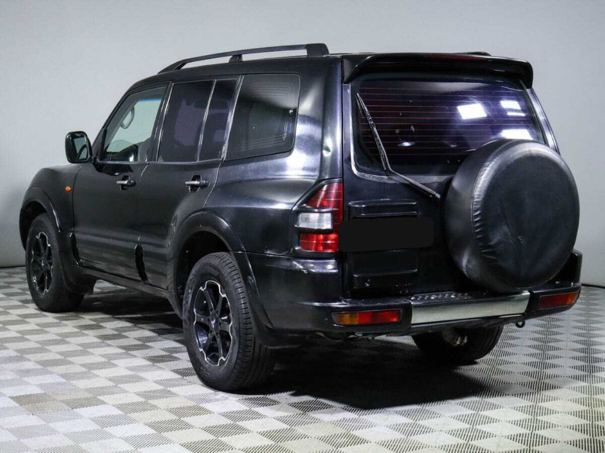 Купить Mitsubishi Pajero с пробегом. Фото: #4