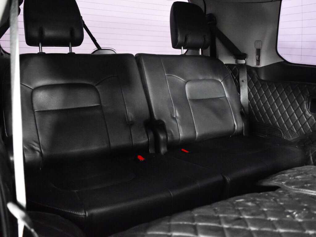 Купить Toyota Land Cruiser с пробегом. Фото: #10