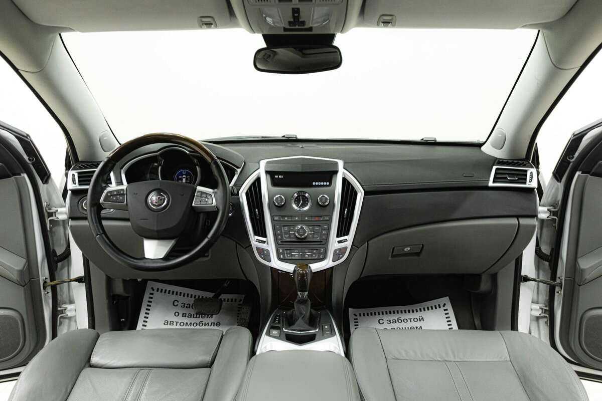 Купить Cadillac SRX с пробегом. Фото: #9