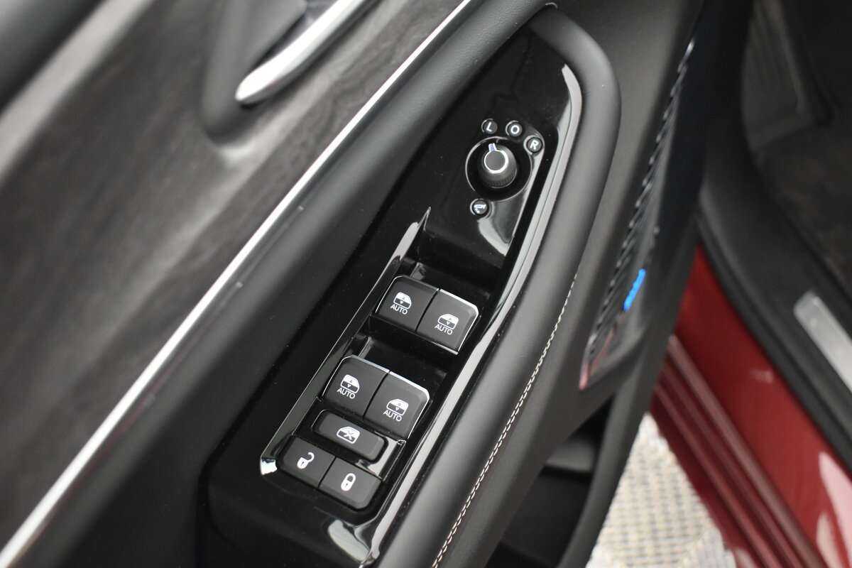 Купить Jeep Grand Cherokee с пробегом. Фото: #13