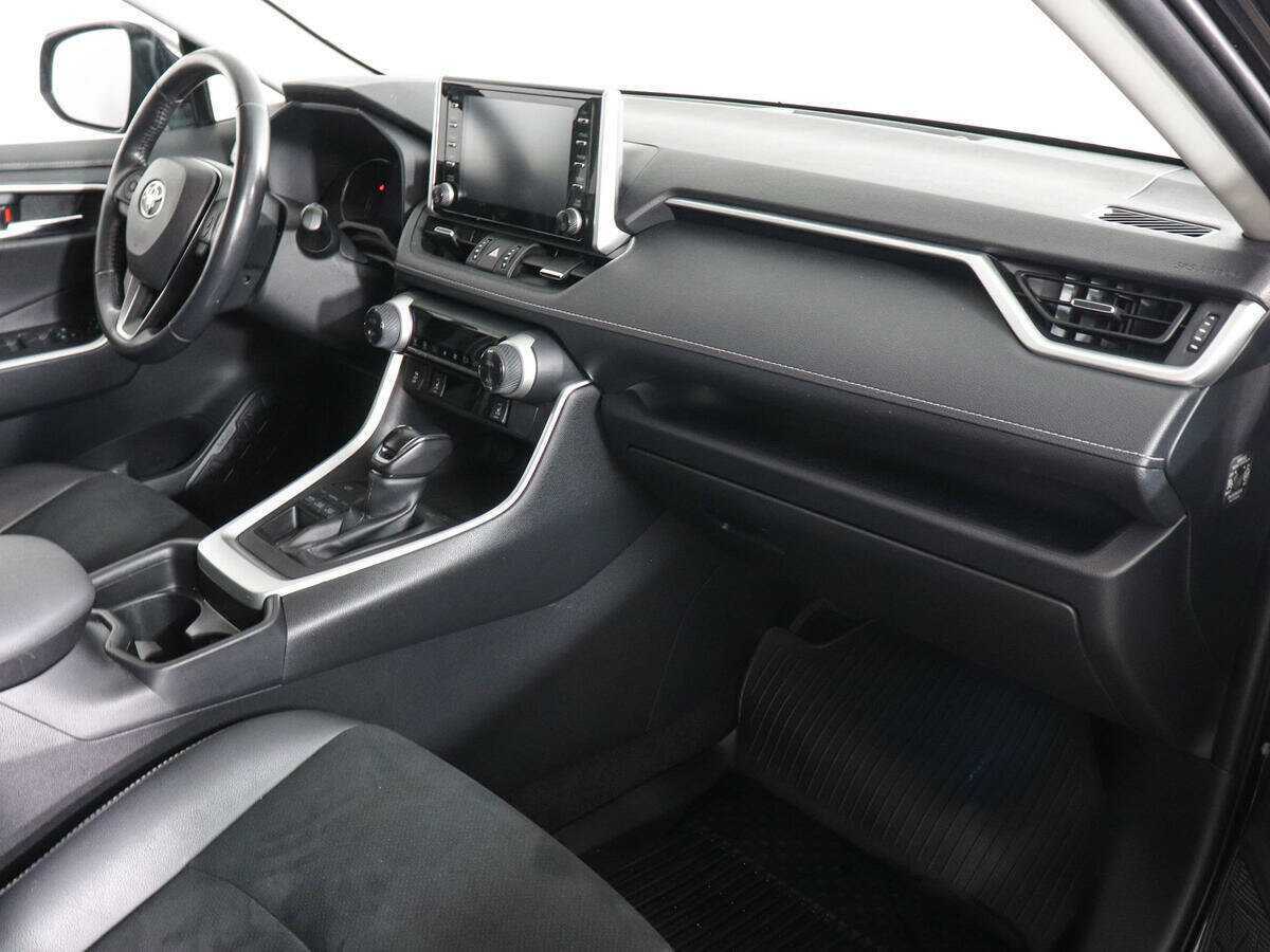 Купить Toyota RAV4 с пробегом. Фото: #9