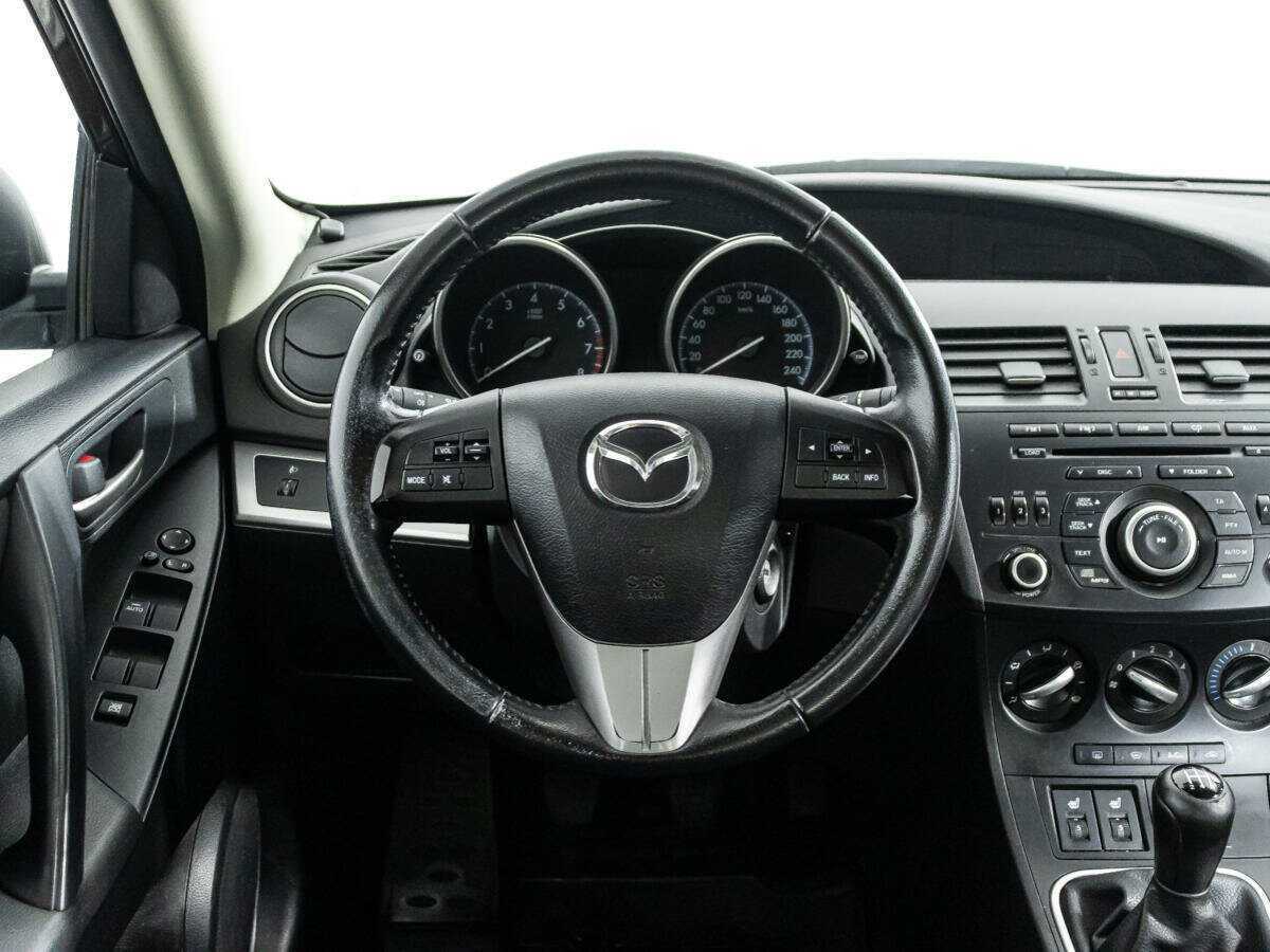 Купить Mazda 3 с пробегом. Фото: #15