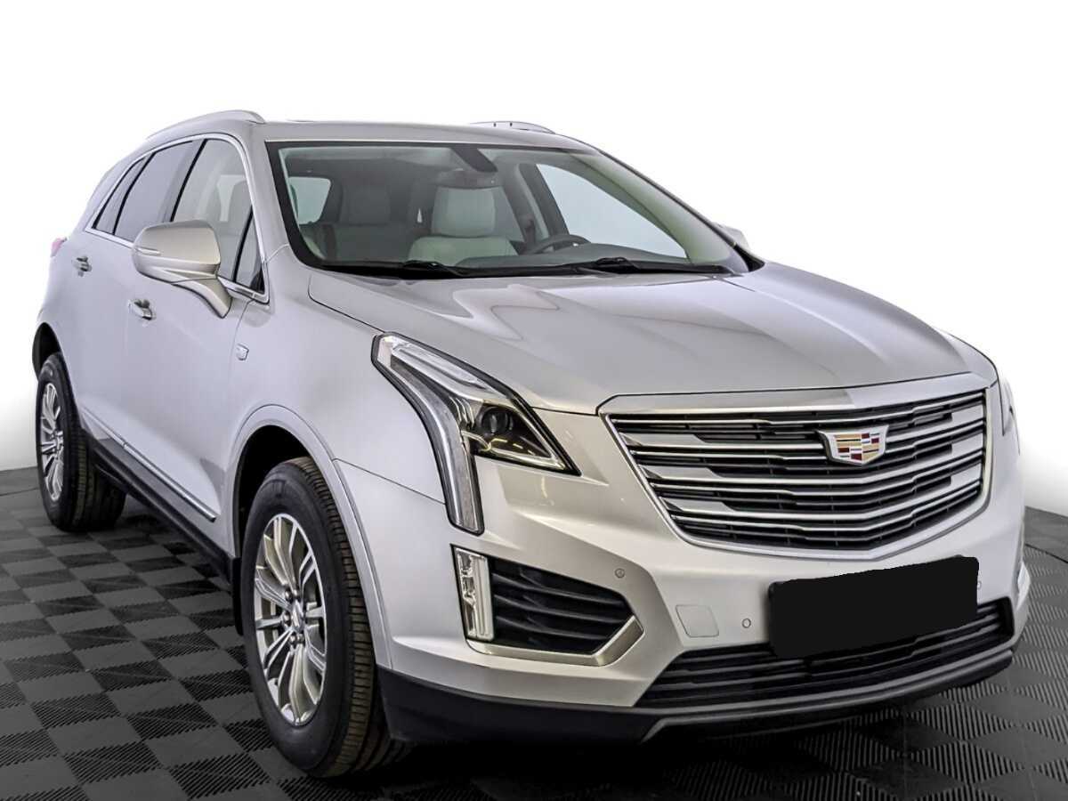 Купить Cadillac XT5 с пробегом. Фото: #2